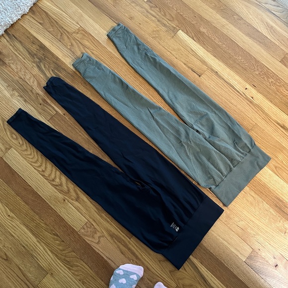 DryMove Seamless Sports Leggings x small, sold as pair - Picture 2 of 3